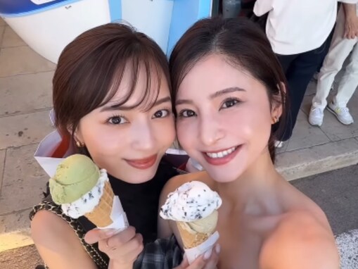 「全部可愛い」堂安律の美人妻、“2人旅”ショットに反響！ 「美」「お二人ともお綺麗すぎて眼福です」