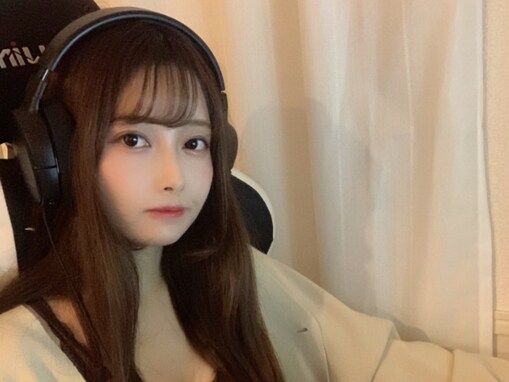 「年齢を重ねる事は美しい」超高収入で話題の女性タレント、ビフォーアフター公開「圧倒的いい女感えぐ！」