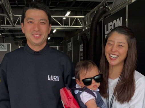 「幸せそう」岡副麻希、レーシングドライバー夫&娘との家族ショット公開！ 「最高にすてき」