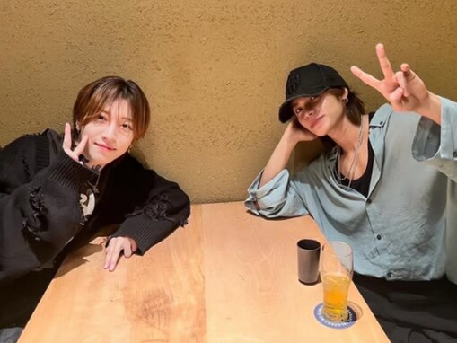 「美女2人やん」上田竜也、“美女とデート”報告に反響「港区女子とデートね」「どっちも美女すぎ」