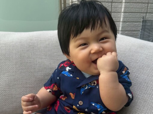 「貫禄ありすぎ」黒木啓司、8カ月の“ジャイアントベイビー”に反響「ぬいぐるみみたい」「ホント福の神」