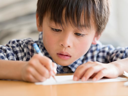 親の関与は、週にたった1時間！ 塾なし開成合格者の父が語る「効率的すぎる」自宅学習スケジュール