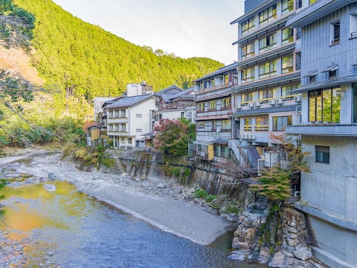 大阪から日帰りで行きたい「和歌山県の温泉地」ランキング！ 2位「龍神温泉」、1位は？