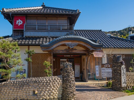 大阪から日帰りで行きたい「京都府の温泉地」ランキング！ 2位「天橋立温泉」、1位は？