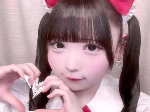 「アイドルは脱がなくていいんだよ」アイドルの過激写真に非難殺到も「プロデューサーの指示です」釈明