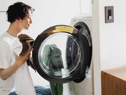 「洗濯機で撥水加工の施された服を洗うと爆発する」って本当なんですか？【家電のプロが解説】