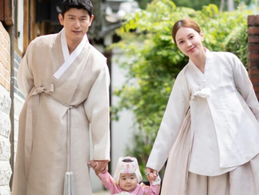 「尊い」元ICONIQ・伊藤ゆみ、イケメン夫＆娘との家族ショットに「かわい過ぎる」「すてきな写真」の声！