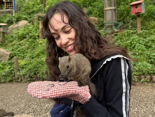 「町田のリス園？！」水原希子、日本でのプライベートショットを公開！ 「来たんだぁ～!!」