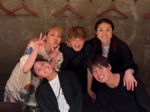「なでしこメンバー好き」丸山桂里奈、澤穂希らＷ杯優勝メンバーとの再会ショット公開！ 「最高の仲間」