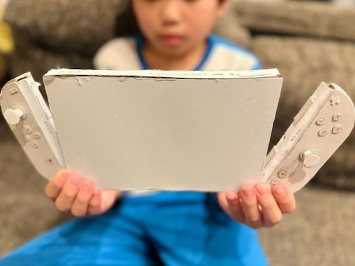 「任天堂まで届いてくれ」落選の息子、紙で作ったSwitch2が大反響！ 「完成度たけーなオイ」「すげー」