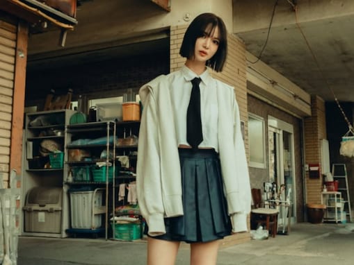 「NewJeansのメンバーかと」元櫻坂46、圧巻の美脚を披露「韓国のスター級アイドルみたいなクソかっこいいビジュ」