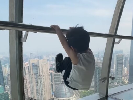 「成長を感じます」MIYAVIの妻・melody.、息子のわんぱくな姿を公開「度胸がありますね」「怖くないなんて凄い」