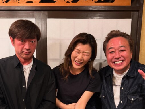 「顔赤ーーーっ」ヒコロヒー、“おじさんたち”とのスリーショットに反響！ 「絶対面白い飲み会」