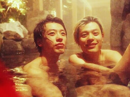 「仲良すぎブラザー最高」竹内涼真、イケメン実弟との入浴ショットにファンもん絶！「需要でしかない」