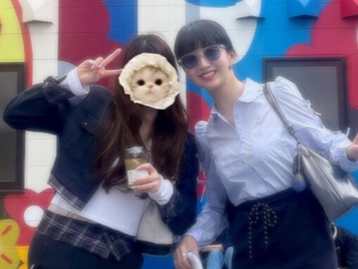 「人が凄かったです」Cocomi、大阪万博を楽しむプライベートショット公開！ ミニスカからほっそり美脚も