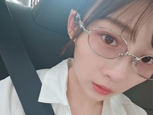 「ビジュ爆ヤバ」伊藤沙莉、“ヤバイ”代物を着けた自撮りショット公開「美しい！！」「ええやん」