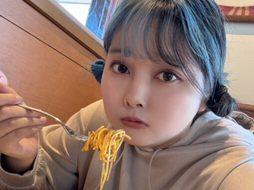 「実はダイエット始めました」女性タレントが報告も「振りですよね」「名古屋場所での更なるご活躍を期待」