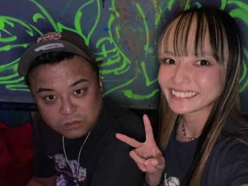 元美人マネジャー・樺澤まどか、とろサーモン久保田との再会ショットに「関係性がすてき」の声！