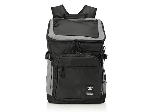 【Amazonセール】アンブロの「デイパック」が特別価格で登場中