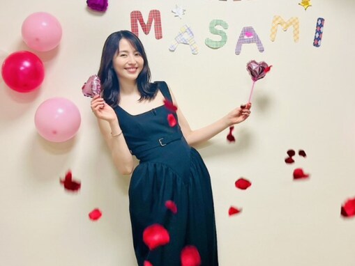 「爆美女の頂点」長澤まさみ、38歳誕生日の最新ショット公開「さすがのスタイル！」「床が畳なのに好感もてます」