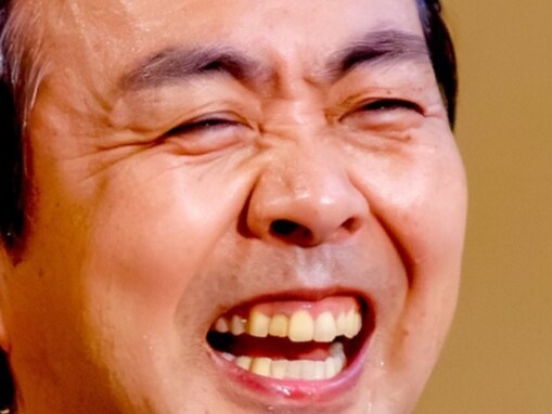 「最後ワロタ」有吉弘行、“大親友”のオフショット公開「大好きすぎないか」「だんだん人間に近く…」