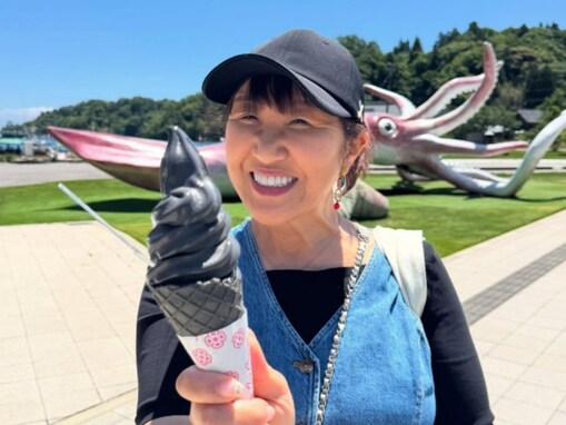 「‪感激です」北斗晶、結婚30周年記念旅行の写真に反響！ 「唇が現役時代の北斗晶」な夫・佐々木健介も