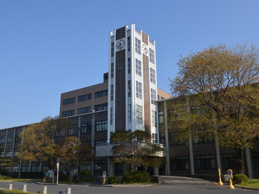 優秀な学生が多そうだと思う「中国・四国地方の国立大学」ランキング！ 2位「岡山大学」、1位は？