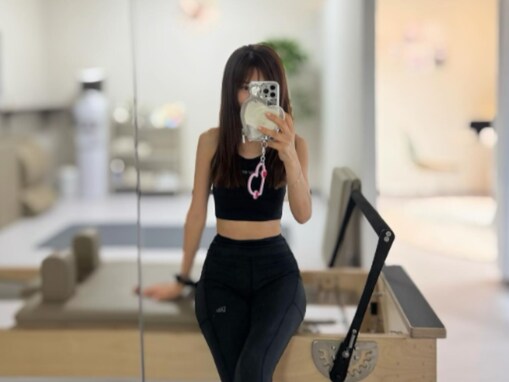 「スタイル最高」ほしのあき、美ウエスト際立つ48歳のピラティススタイルに反響「維持されていて素敵」