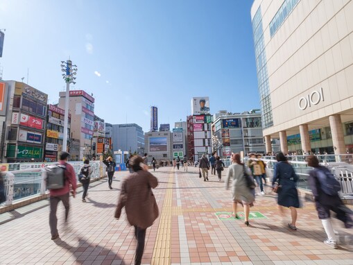 駅前が栄えていると思う「つくばエクスプレスの駅」ランキング！ 2位「北千住」、１位は？