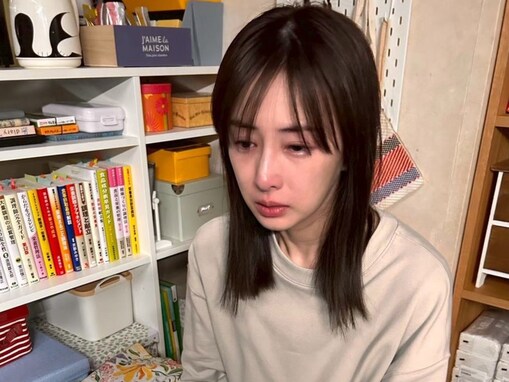 「大俳優なのに思ったより」北川景子、涙を流すオフショットに反響！ 「え、なんか部屋が...」