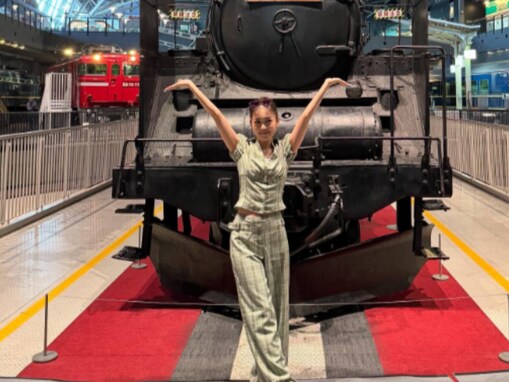 「西野カナ丸出しw」“埼玉プチ旅行”プライベートショットに反響「普通に街中にいるのやばい」「バレないの!?」