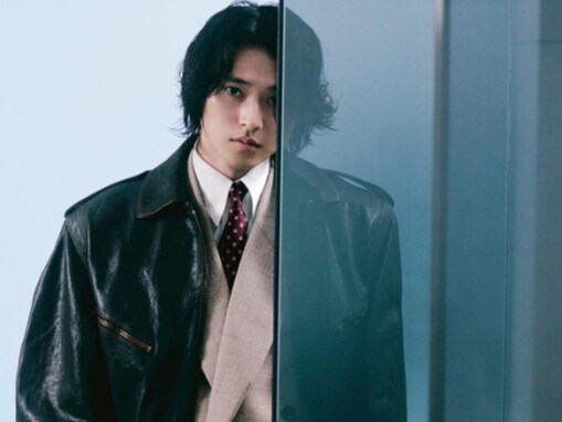 「イケメン供給ありがとう」山崎賢人、色気あふれるモデルショットを公開！ 「美しいの一言に尽きる」