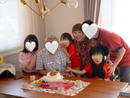 「ジータとノンナが遊びに」柳原可奈子、家族大集合ショット公開「賑やかで素敵な時間」「こちらまでHappy」