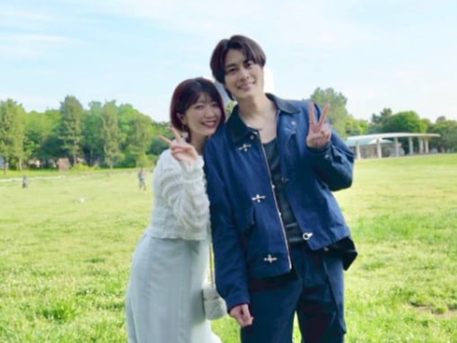 「不倫デートしました」でか美ちゃん、イケメン俳優との密着ショットに「お似合い」「かわいい」の声！