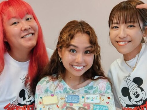 「えー！！最高のメンバー！」若槻千夏、pecoの誕生日をサプライズ祝福！ 「驚き方が完全に海外映画」