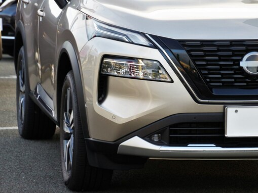 「男性が乗っていたら似合う」と思う日産の車ランキング！ 2位「エクストレイル」、1位は？