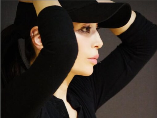 浜崎あゆみ、リハで美しい横顔を披露！「リハの時の姿がある意味一番美しい」「真剣な眼差し、好き」