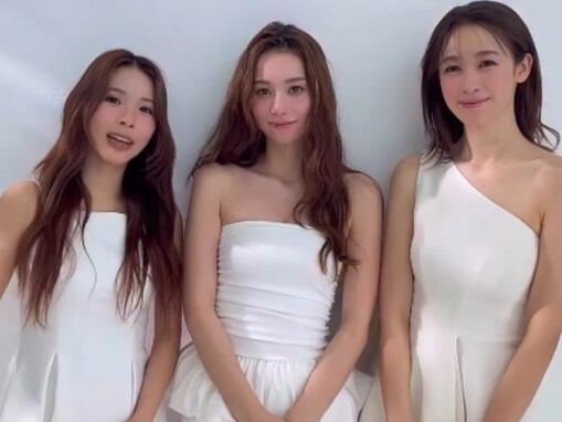 モデル美女3人、超ミニ丈から美脚を露出！ ファッション誌で圧巻スタイルを披露