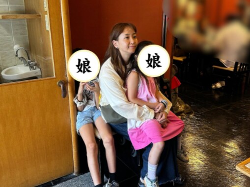 「蕎麦屋で待つ俺の女たち」庄司智春、家族ショットに反響「庶民感のある感じが本当に素敵」「普通ぽくて」