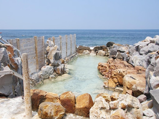 大阪万博と合わせて行きたい「和歌山県の観光地」ランキング！ 2位「白浜温泉」、1位は？【2025年調査】