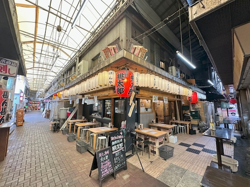 赤羽駅といえば“せんべろ”…だけじゃない！ 坂とUR団地、自然が彩るもう1つの街を歩いてみた