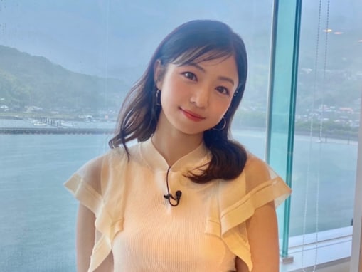 「私は悪くない」人気女性タレントの“ちょっと太った”近影に反響「じゅうぶん細い」「太っても可愛い」