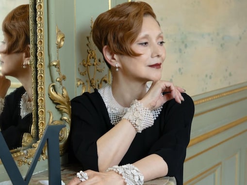 「女神やん…」73歳・夏木マリ、パリでの美し過ぎるモデルショットに称賛の声「ありがたさすら感じる」