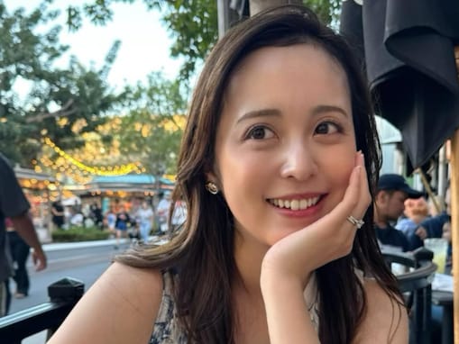 久慈暁子、大きなダイヤの“結婚指輪”輝く31歳バースデーショット公開「いつ見ても美しくて素敵！」