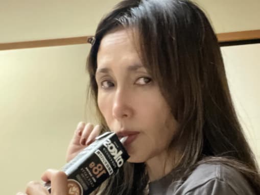 工藤静香、完全プライベートの姿に反響「ストイックなところ尊敬しかない」「スッピンも可愛い」