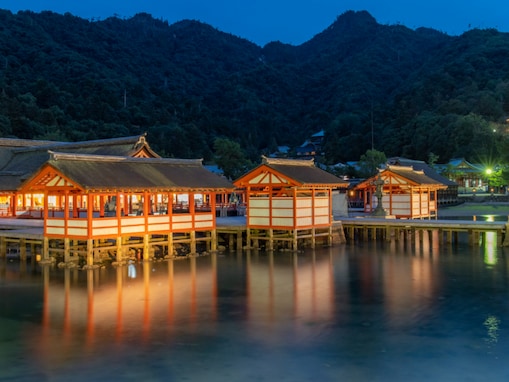 【2025年7月調査】絶景だと思う「日本の世界遺産」ランキング！ 「厳島神社」を2票差で抑えた1位は？