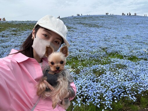 「ピノノワ可愛い」橋本環奈、愛犬とのプライベートショット公開！ 「環奈ちゃんファミリー可愛すぎる」