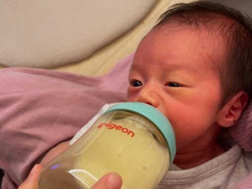 「優しいお兄ちゃん」元サッカー日本代表の美人妻、4歳＆0歳息子の姿に反響！ 「こゆうきくんえらい」