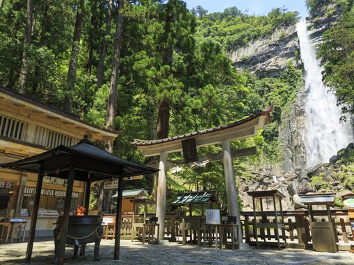 「夏に行きたい和歌山県の避暑観光地」ランキング！ 2位「那智の滝」、堂々の1位は？【2025年調査】