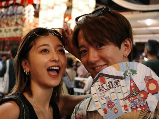 みちょぱ＆大倉士門、祇園祭デートショット公開「目立ち過ぎます！」「誰が写真撮ってるんだろう？」